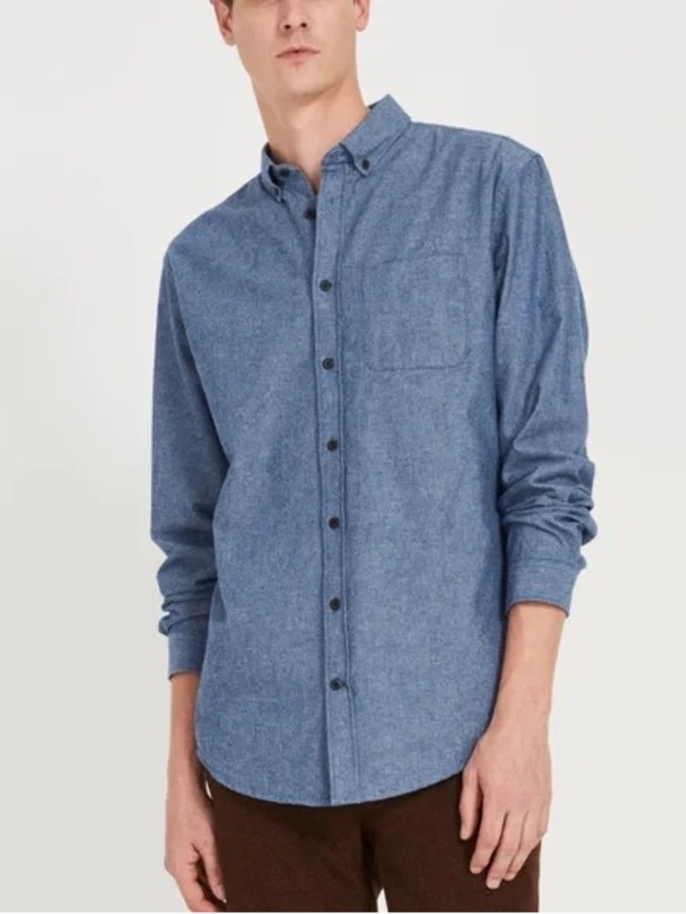 Frank & Oak Men's Odessa Chambray Button-Down Shirt in Blue L